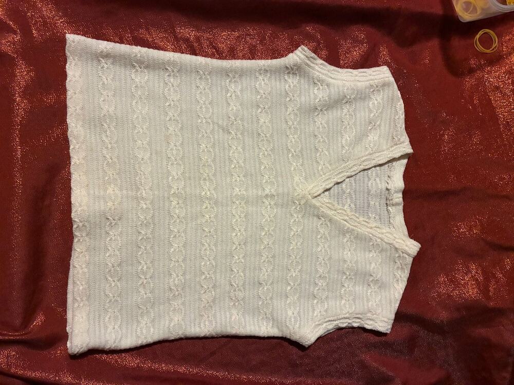 Womens Knit Sleeveless Top S Ivory Cable Knit V Neck Textured Lightweight Casual